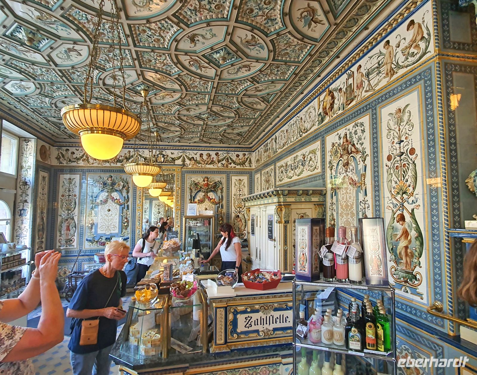 Pfunds Molkerei in der Dresdner Neustadt - schönster Milchladen der Welt