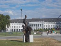 DSCN6770.JPG     Schloss