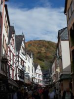DSCN6826.JPG   Gasse in Bernkastel