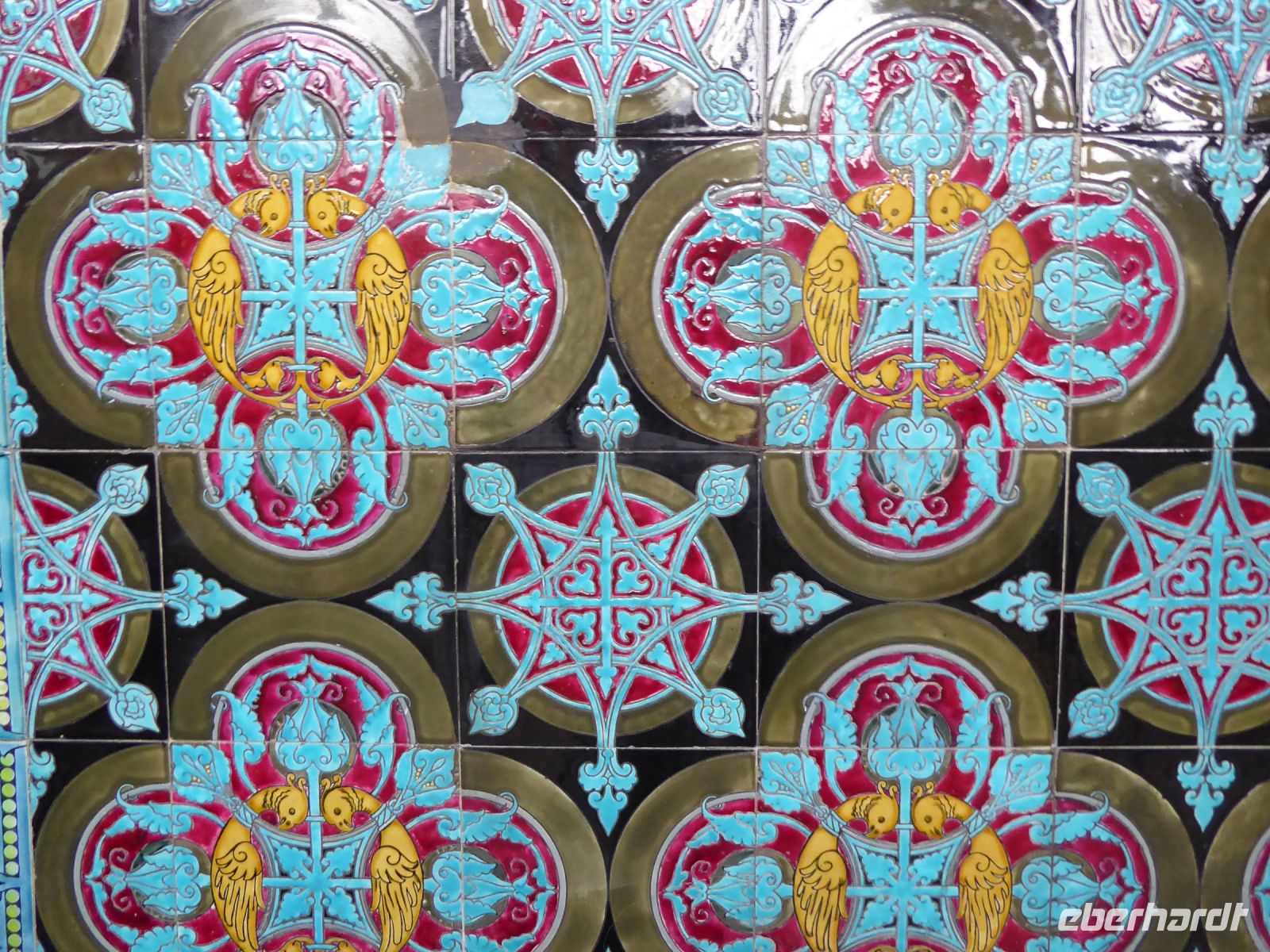 Tag 2  Mettlach, St. Josef, Wandkacheln