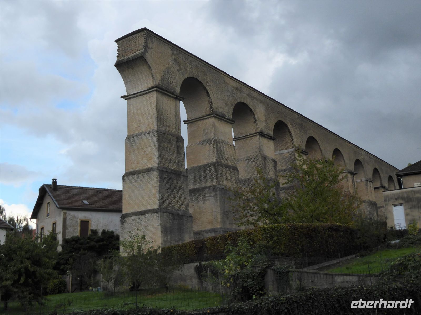 Tag 5 Ausflug nach Jouy-Aux-Arches, Römisches Aquäduct