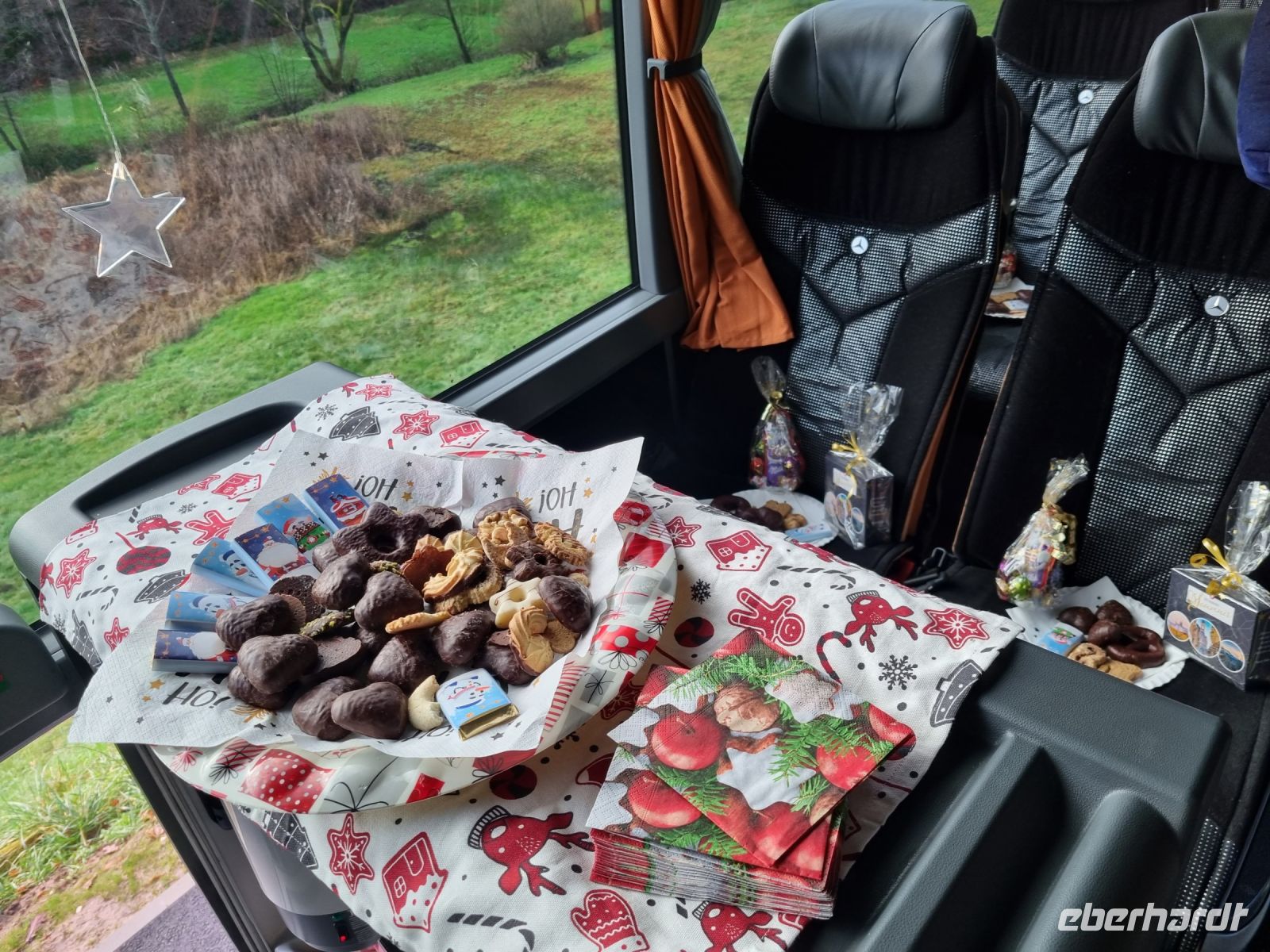 Weihnachtsstimmung im Bus...