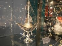 noch ein Schiff --- das Meer ist weit!