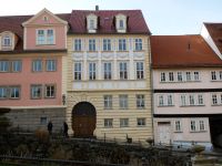 Bürgerhäuser säumen den Hauptmarkt