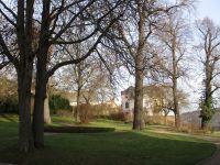    Blick vom Garten aufs Schloß