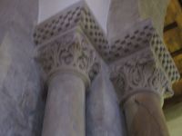 reich verzierte Kapitelle