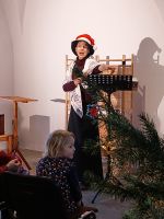Tag 2 (11) - Dresden - Volkskunstmuseum - Madame Rosa feiert Weihachten.jpg