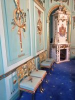 Schloß Branitz: der Kaminofen im Musikzimmer