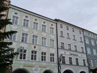 Häuserfront Max Josephs Platz.jpg