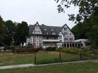 Kloster, Hotel am Hafen