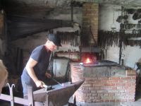  in der ehemaligen Dorfschmiede