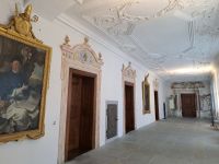 Flur zu den Empfangsräumen