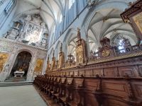 Seitenaltar - Chorgestühl