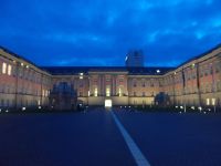 DSCN8376.JPG   Landtag Innenhof