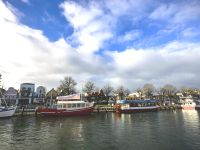 Am Alten Strom in Warnemünde