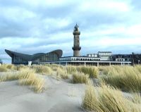 Teepott und Leuchtturm in Warnemünde