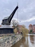 Tag 2 - Alter Kran im Lüneburger Hafen 