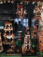 Säch. Volkskunstmuseum: Erzgebirgische Pyramiden