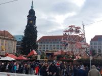 Heiligabend: Mittags auf dem Striezelmarkt