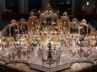 Dresden: Residenzschloss - Grünes Gewölbe: Thron des Großmoguls von J.M. Dinglinger