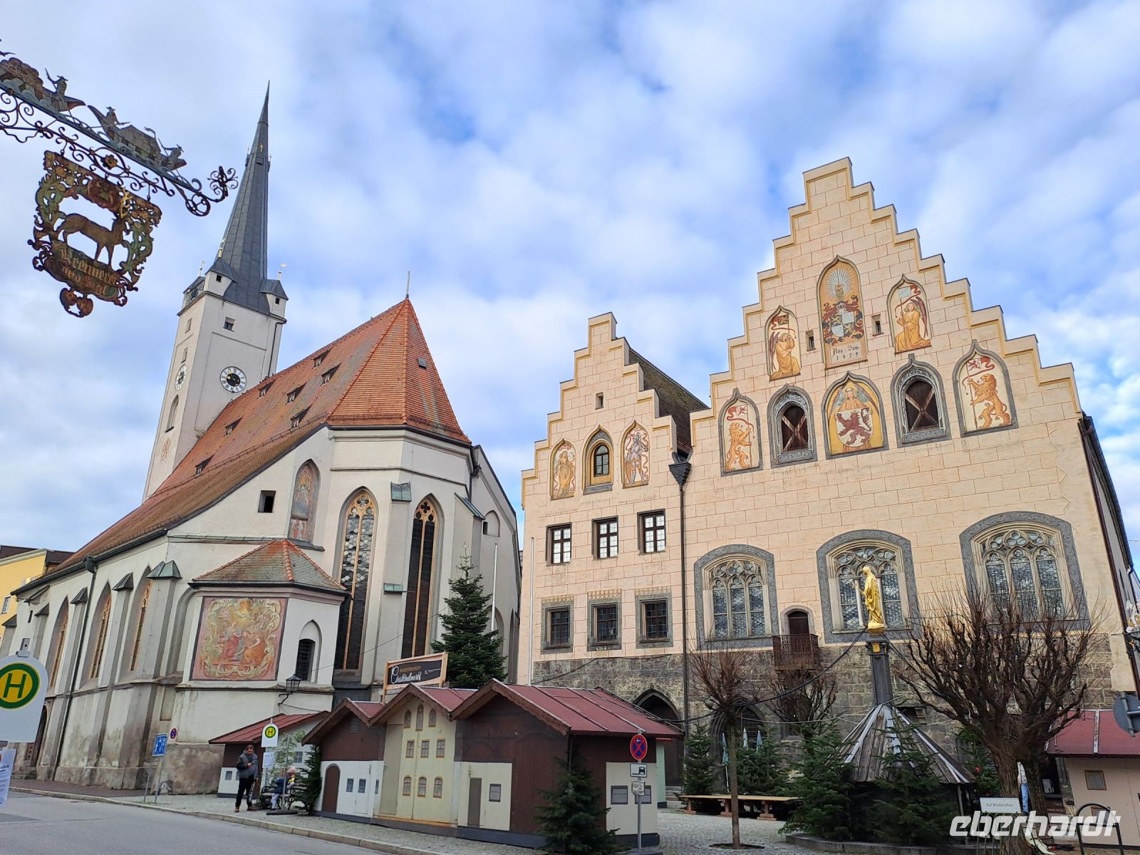 Marienplatz mit Rathaus und Frauenkirche
