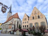Marienplatz mit Rathaus und Frauenkirche