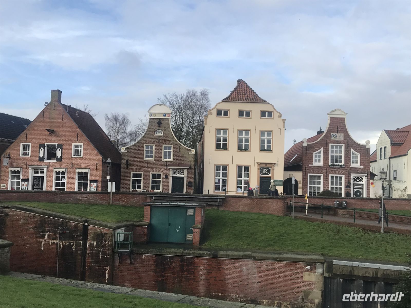 kleine Geschäfte und Pensionen