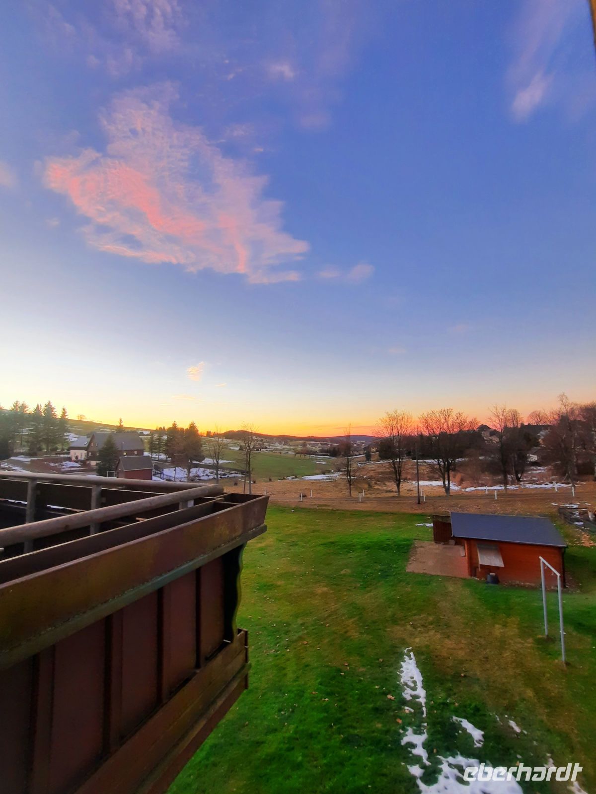 Sonnenuntergang am Hotel