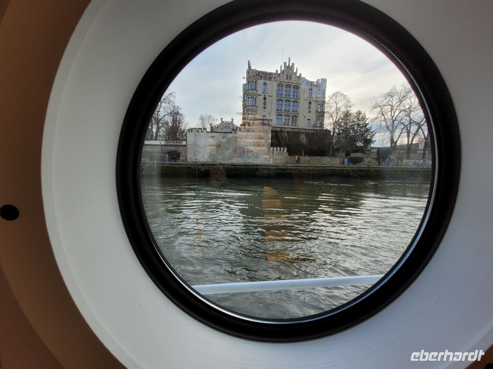 22 Donauschifffahrt