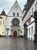 Jesuitenkirche, Portal