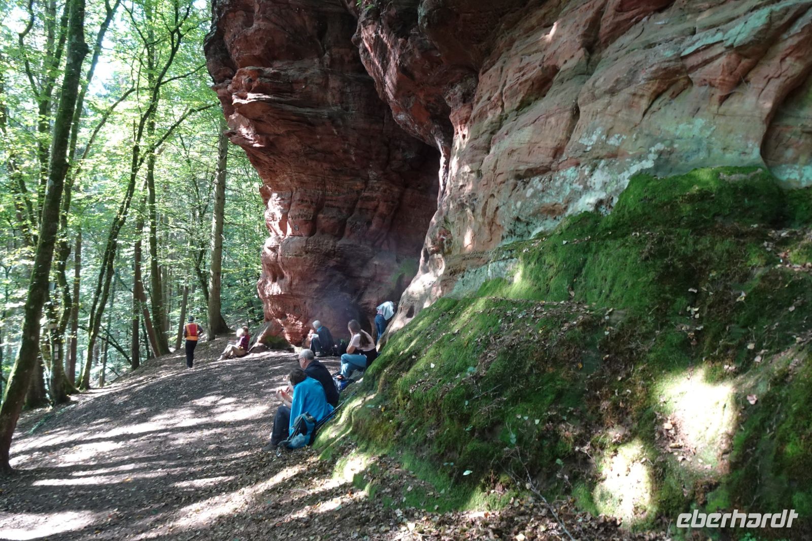 Tag 5 19.09.2024 Wanderung auf dem Römerpfad, Rast an der Klausen Höhle