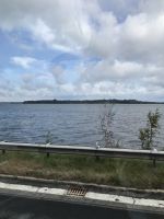 Rundreise Berchtesgadener Land - 15.09.24 Abreisetag - Blick auf dem Chiemsee - sehr angestiegen der Wasserpegel