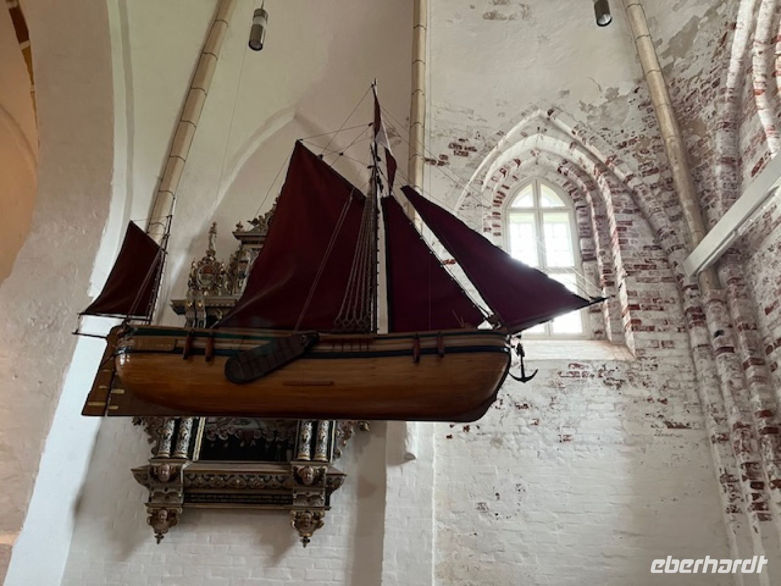 Modellschiff in der St. Johannis Kirche auf Föhr