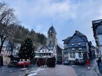 Tag 2 - Marktplatz in Monschau 