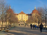 2024_Weihnachtsreise_Dresden: Moritzburg - Schloßzugang