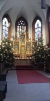 Tag 9 Blick auf den Altar in der St. Michael Kirche in Lohr am Main 