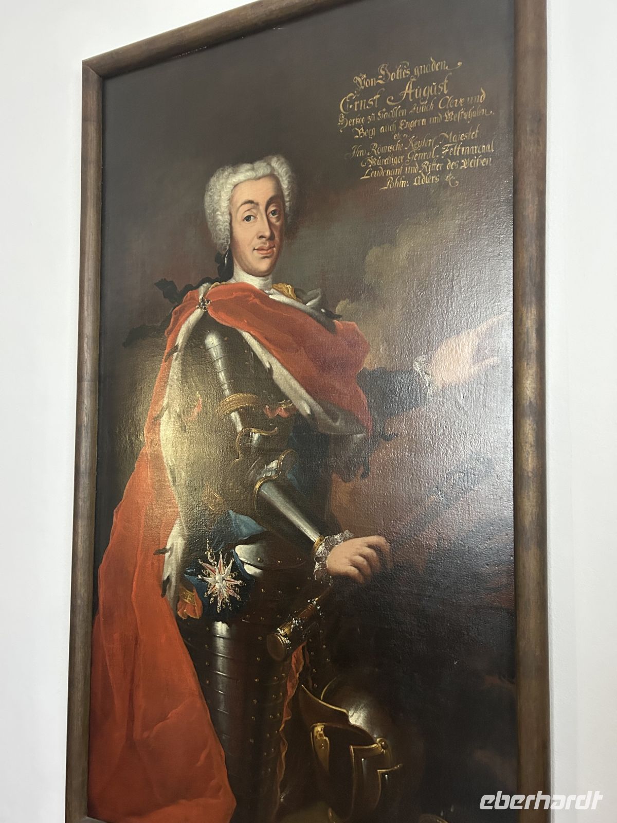 Ernst August ließ das Rokokoschloss um 1740 in die Mitte der Schlösser setzen