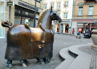 Bronzepferd am Kaiserbrunnen in Konstanz (Reise: Silvester am Bodensee).