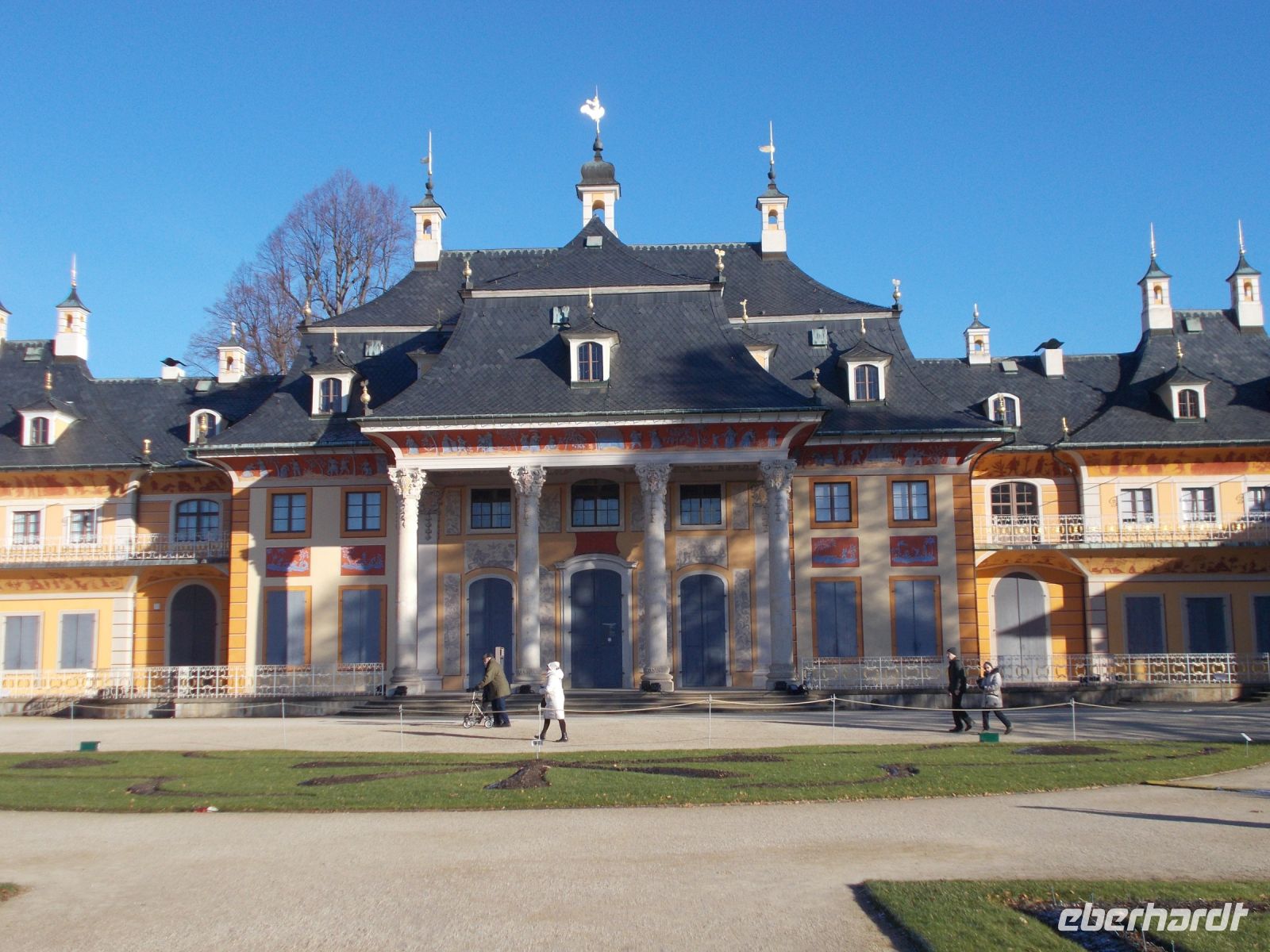 DSCN9605.JPG  Bergpalais