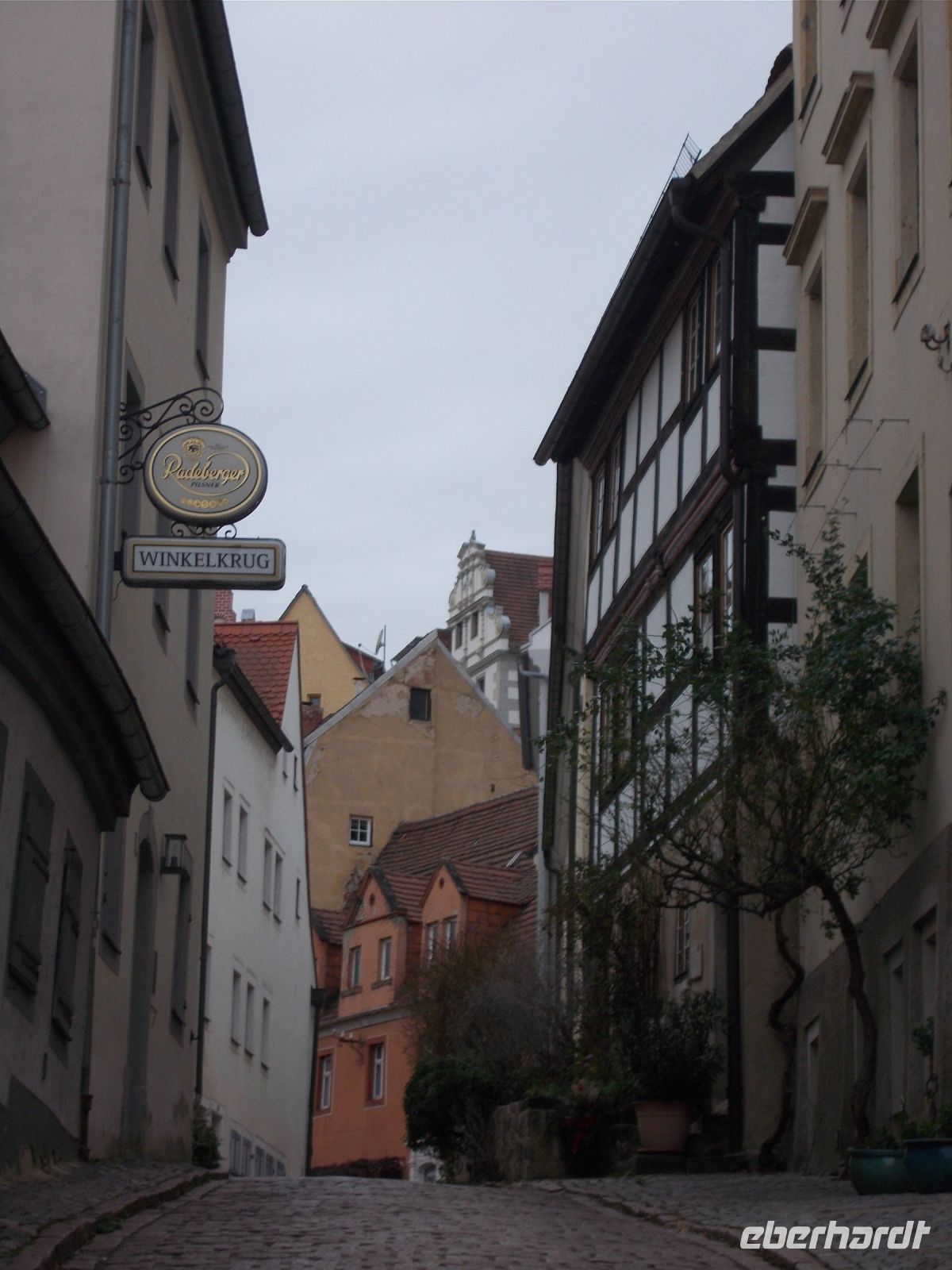 DSCN9649.JPG   Gasse in Meißen