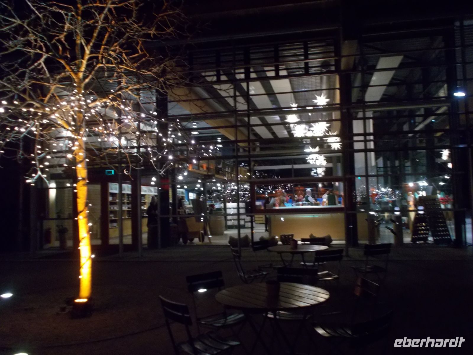 DSCN9667.JPG  Eingangsbereich zum Weingut Wackerbarth