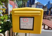 Briefkasten auf Hallig Hooge