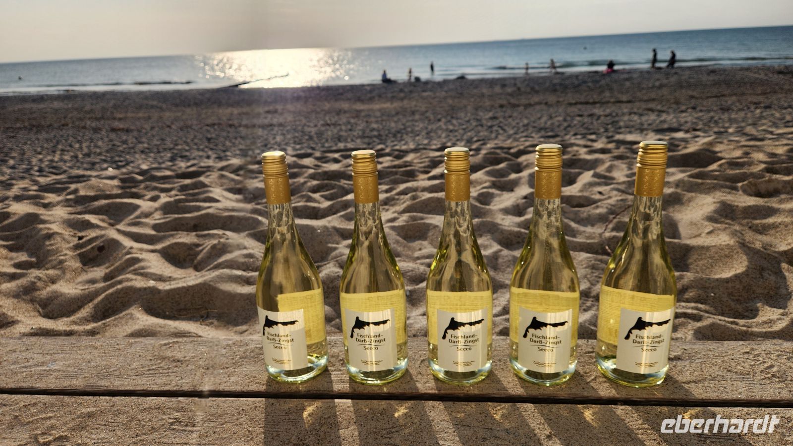 Abschiedsfeier am Strand mit Secco