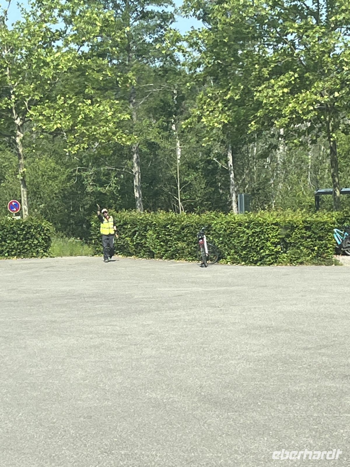 Bodenseerundreise 9.06.25 Insel Mainau -erreicht - unser Buseinweiser