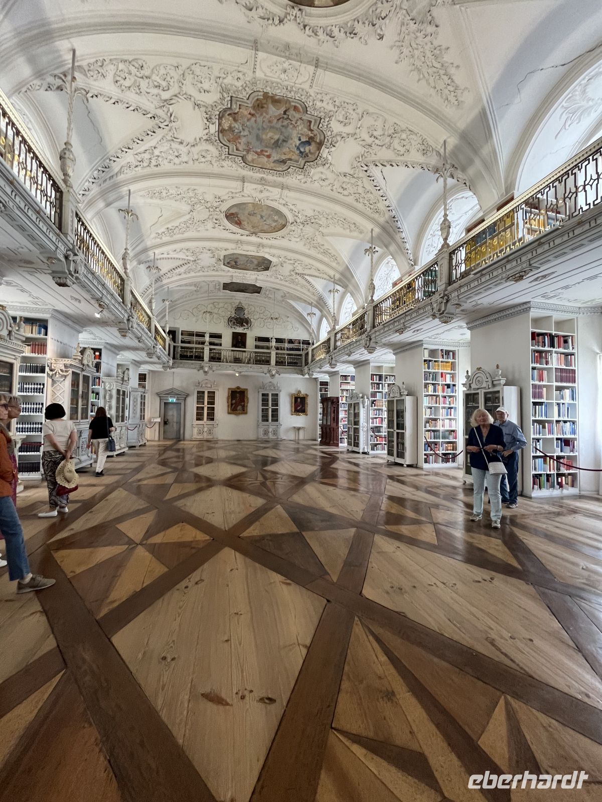 Bodenseerundreise 11.06.25  Schloß Salem - Bibliothek