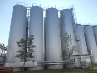 DSCN0091.JPG  Tankanlagen