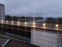 2025_Schiff_MS-P_Tragbrücke - Blick zur Elbe