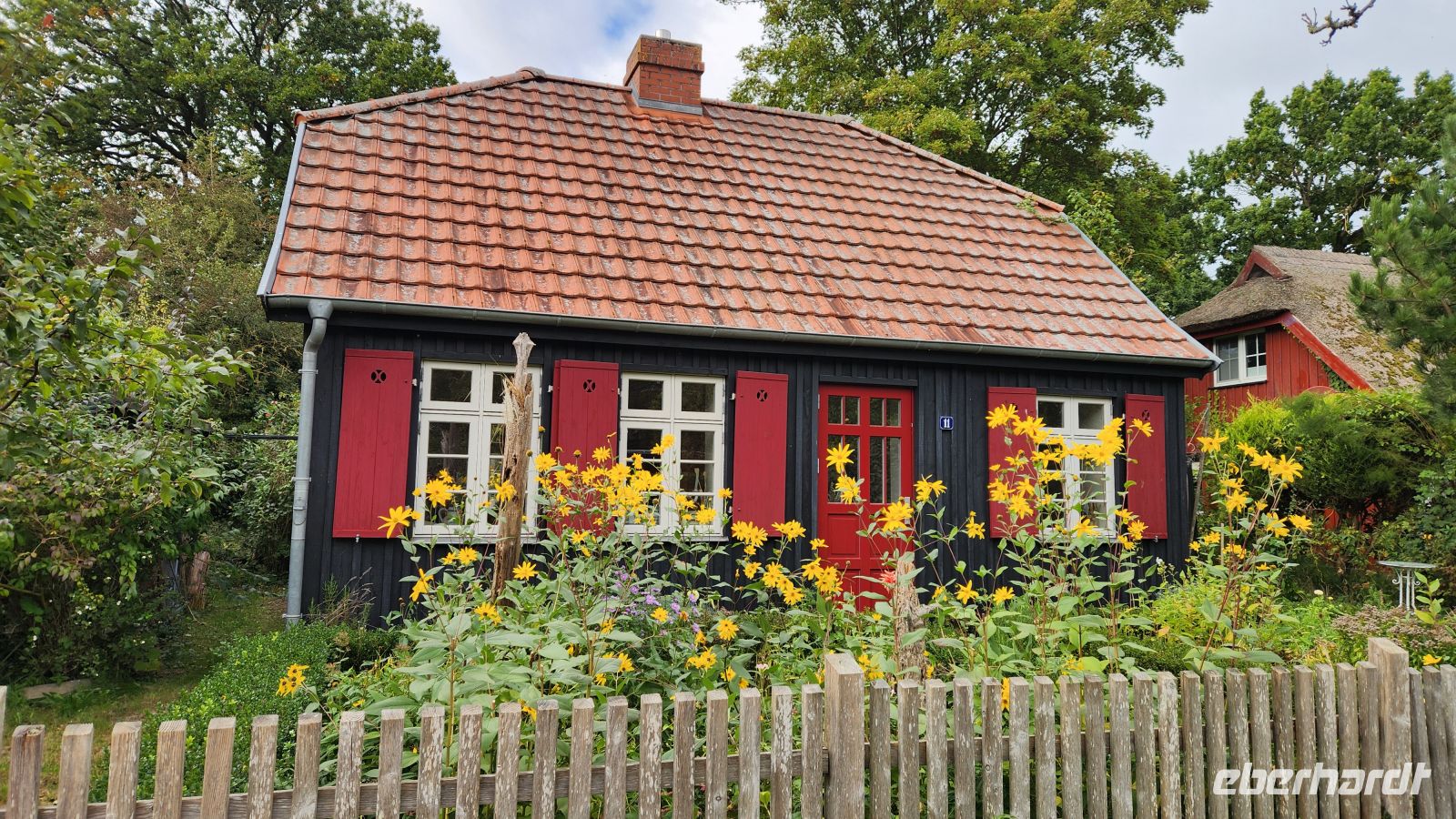 Hübsches Häuschen in Born