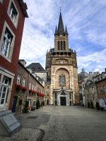 Vorhof des Doms zu Aachen