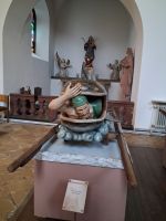 Figur des Jonas' im Walfischbauch